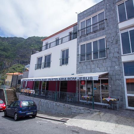 Oliveira'S Apartments - Madeira Island Ponta Delgada  Exterior foto