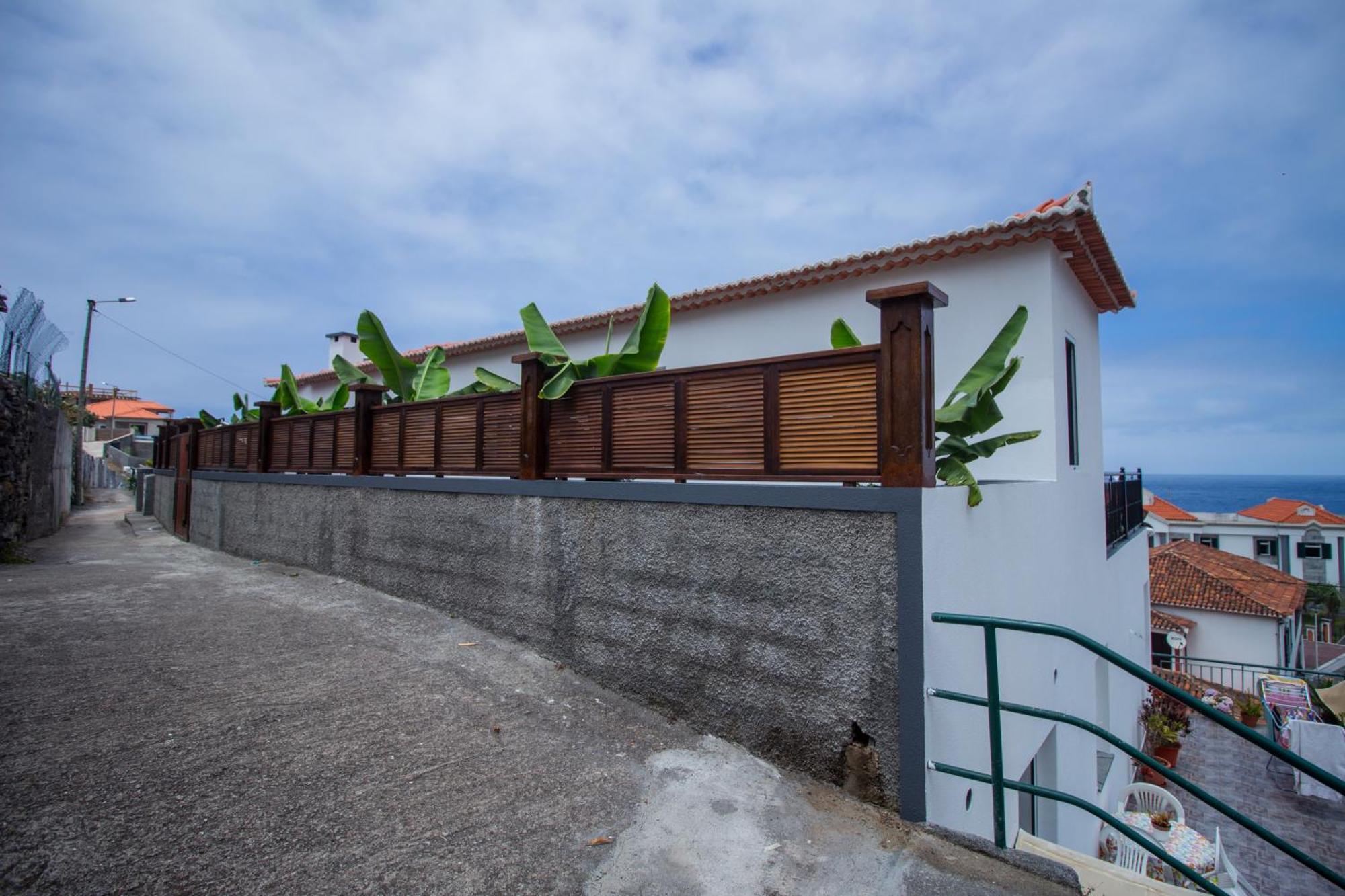 Oliveira'S Apartments - Madeira Island Ponta Delgada  Exterior foto